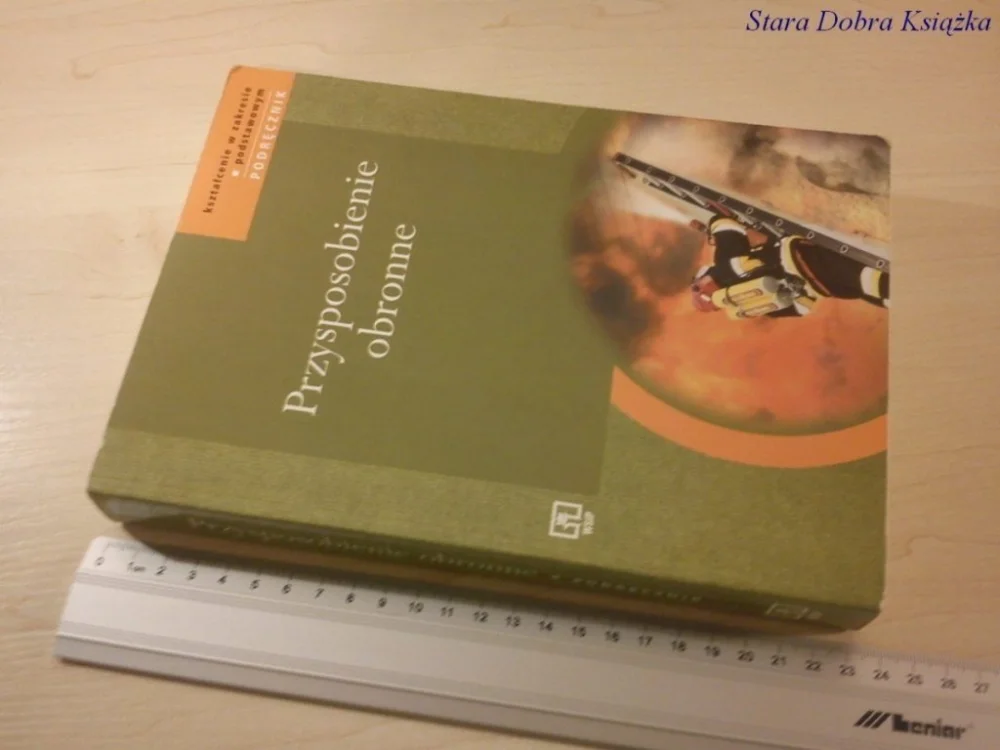 PRZYSPOSOBIENIE OBRONNE. PODRĘCZNIK 2002 Wysoka jakość