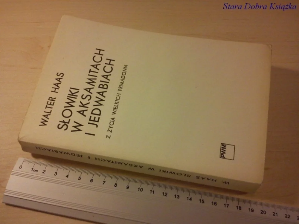 Promocja SŁOWIKI W AKSAMITACH I JEDWABIACH - Walter Haas