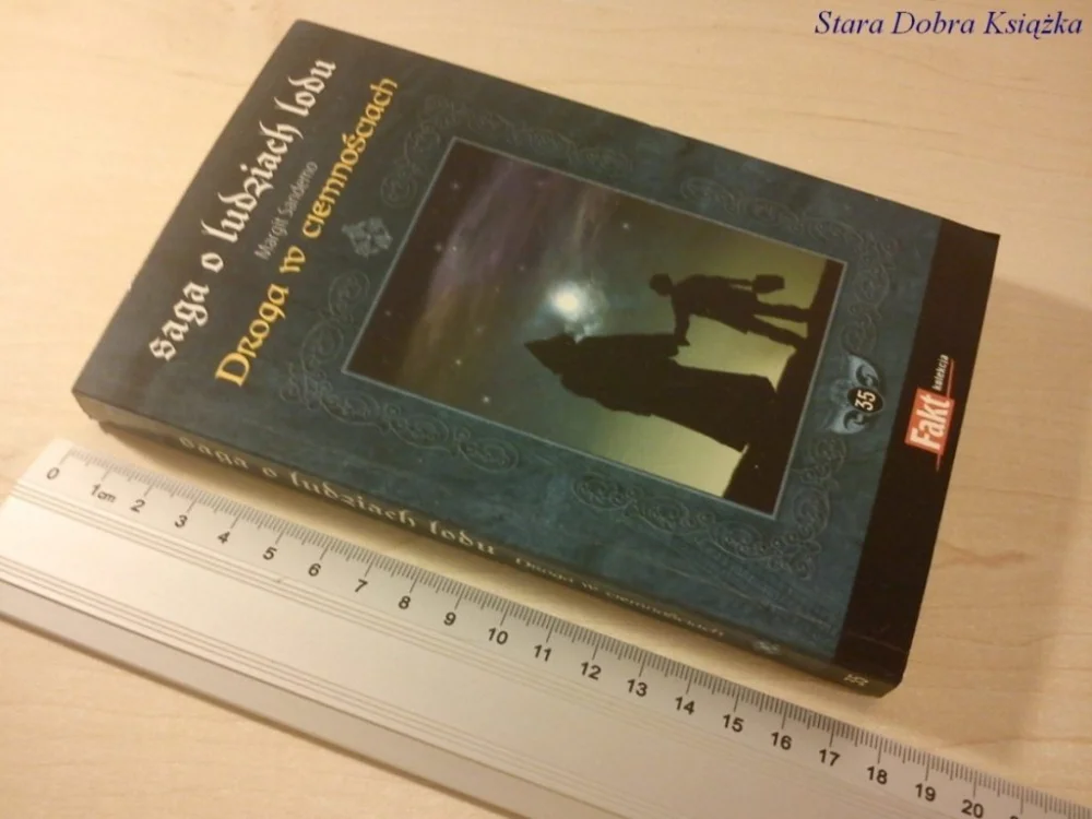 Oferta SAGA O LUDZIACH LODU TOM 35: DROGA W CIEMNOŚCIACH