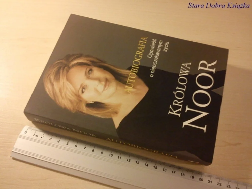 KRÓLOWA NOOR. AUTOBIOGRAFIA Super okazja