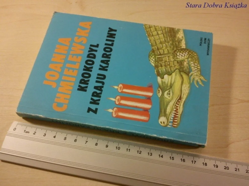 Dodaj do koszyka KROKODYL Z KRAJU KAROLINY - Joanna Chmielewska