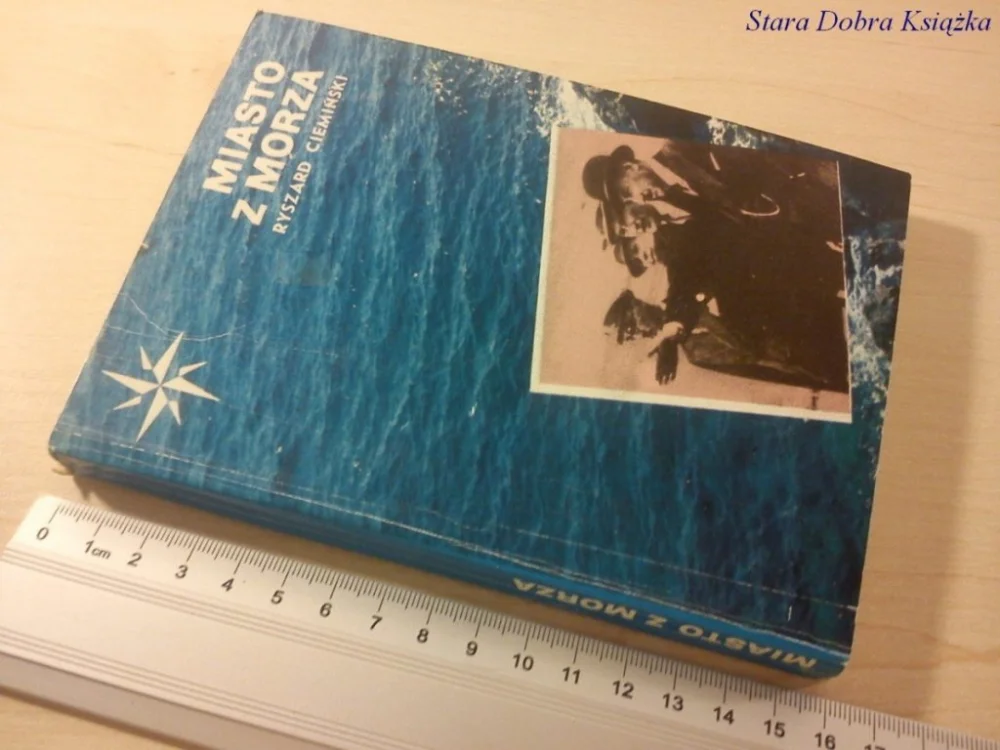 MIASTO Z MORZA - Ryszard Ciemiński (1978) Bestseller