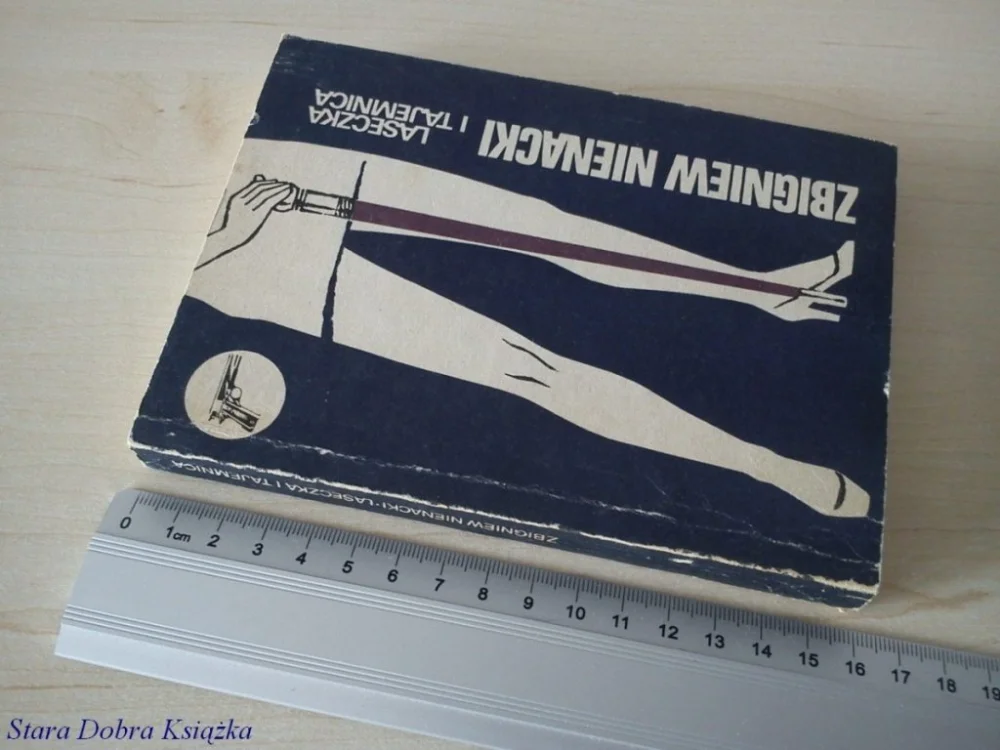 Ograniczona ilość LASECZKA I TAJEMNICA - Zbigniew Nienacki