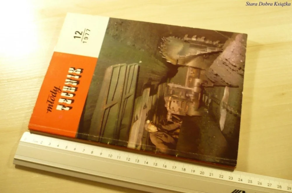 MŁODY TECHNIK NUMER 12 1977 Bezpieczna płatność