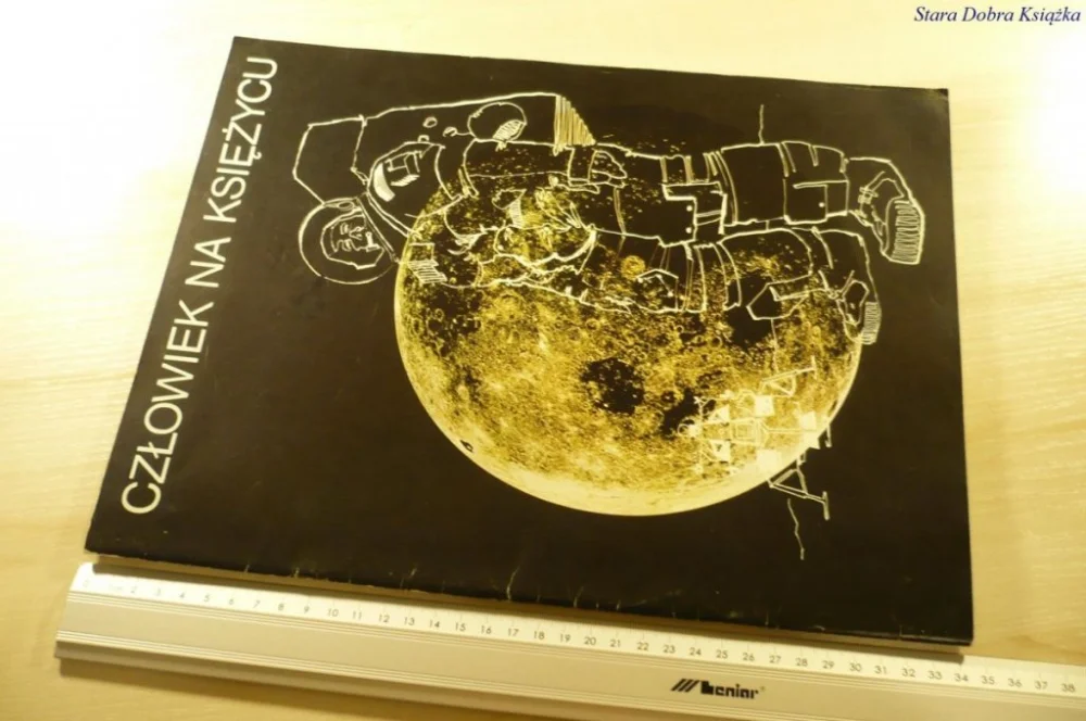 CZŁOWIEK NA KSIĘŻYCU. ALBUM Premium