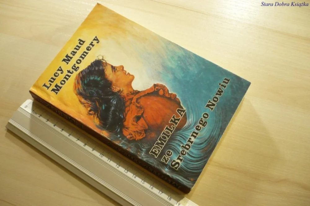 Oferta EMILKA ZE SREBRNEGO NOWIU - Montgomery (1988)