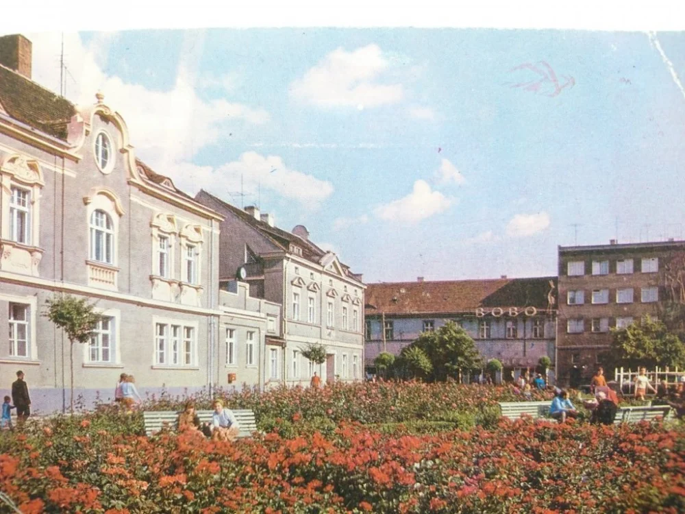 Tylko dziś NOWA SÓL. SKWER PRZY PLACU... FOT. J. OSUCHOWSKI