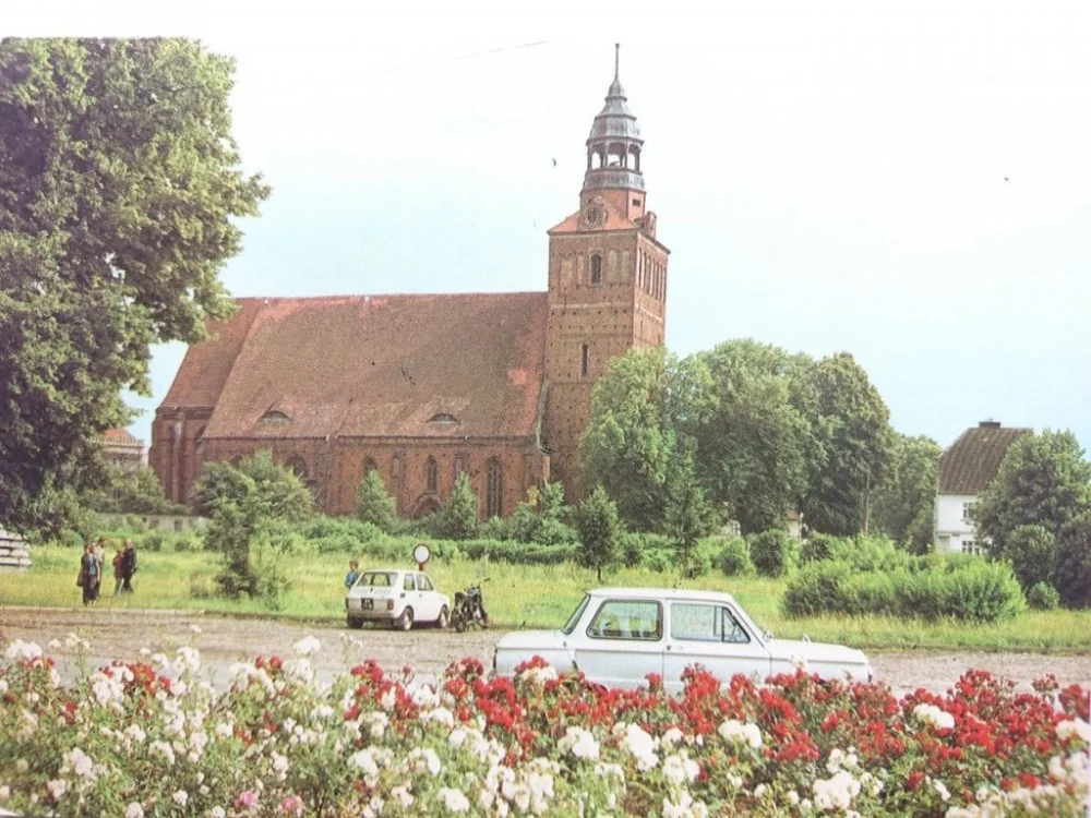 Okazja OŚNO LUBUSKIE. GOTYCKI KOŚCIÓŁ FOT. W. MAKAREWICZ