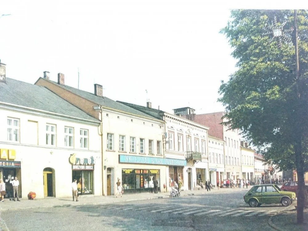 Najlepsza cena OŚWIĘCIM. FRAGMENT RYNKU FOT. J. SIUDECKI