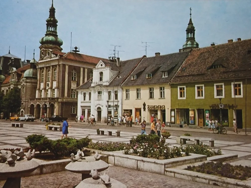 Sprawdź teraz PSZCZYNA. ZABYTKOWA ZABUDOWA... FOT. A. SZYMAŃSKI