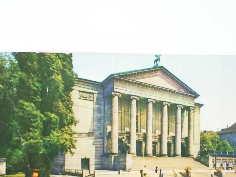 POZNAŃ. PAŃSTWOWA OPERA... FOT. P. KRASSOWSKI Ostatnie sztuki