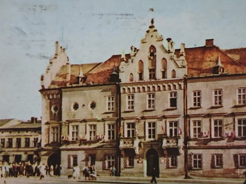 RZESZÓW. SIEDZIBA PREZYDIUM... FOT. K. KACZYŃSKI Hit cenowy