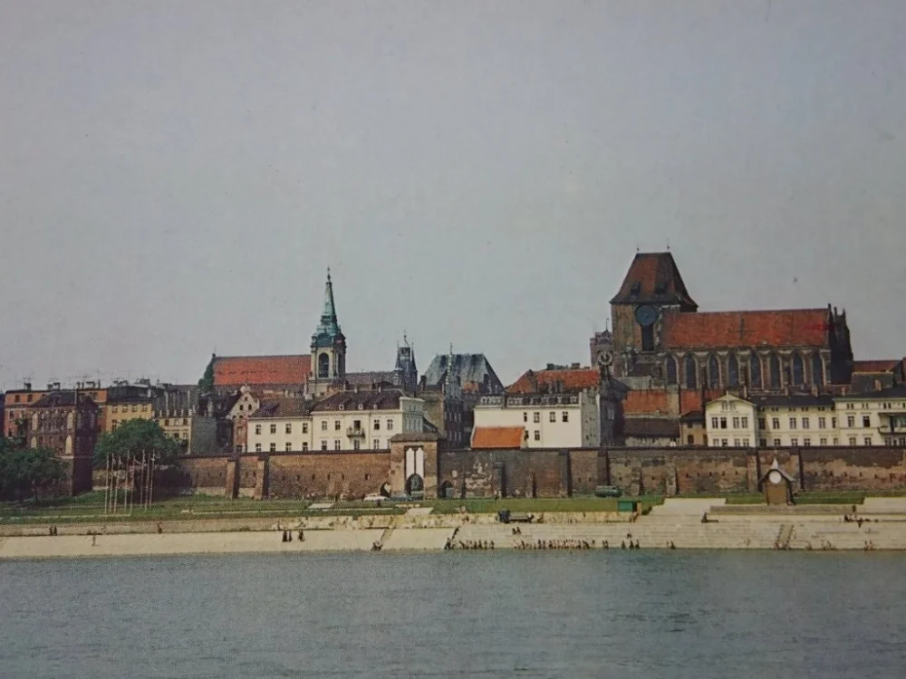 Sprawdź teraz TORUŃ. FRAGMENT STAREGO MIASTA... FOT. ZBORSKI