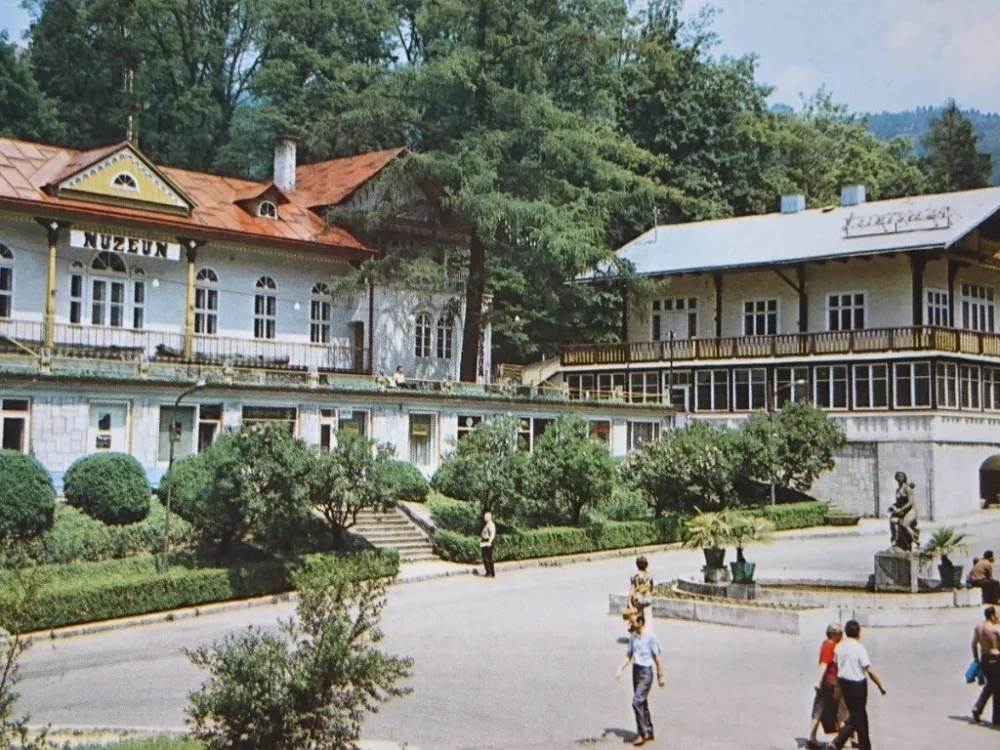 Wysoka jakość SZCZAWNICA-KROŚCIENKO. PLAC DIETLA...FOT. SADOWSKI
