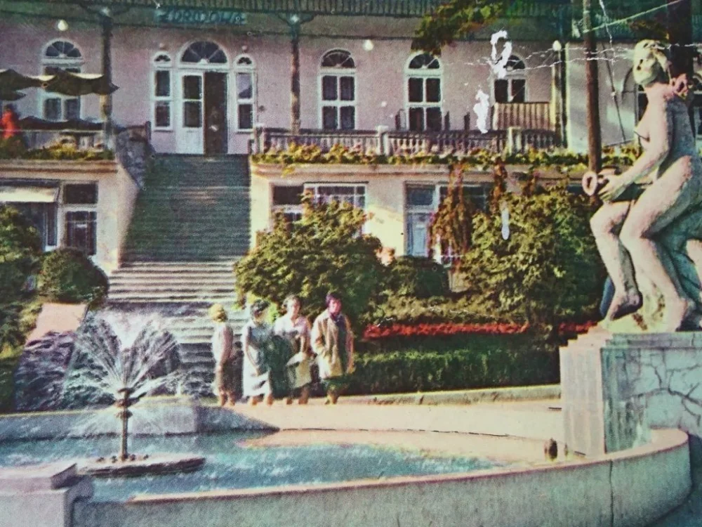 Nowość SZCZAWNICA. FRAGMENT PLACU DIETLA..FOT. KAMYKOWSKI