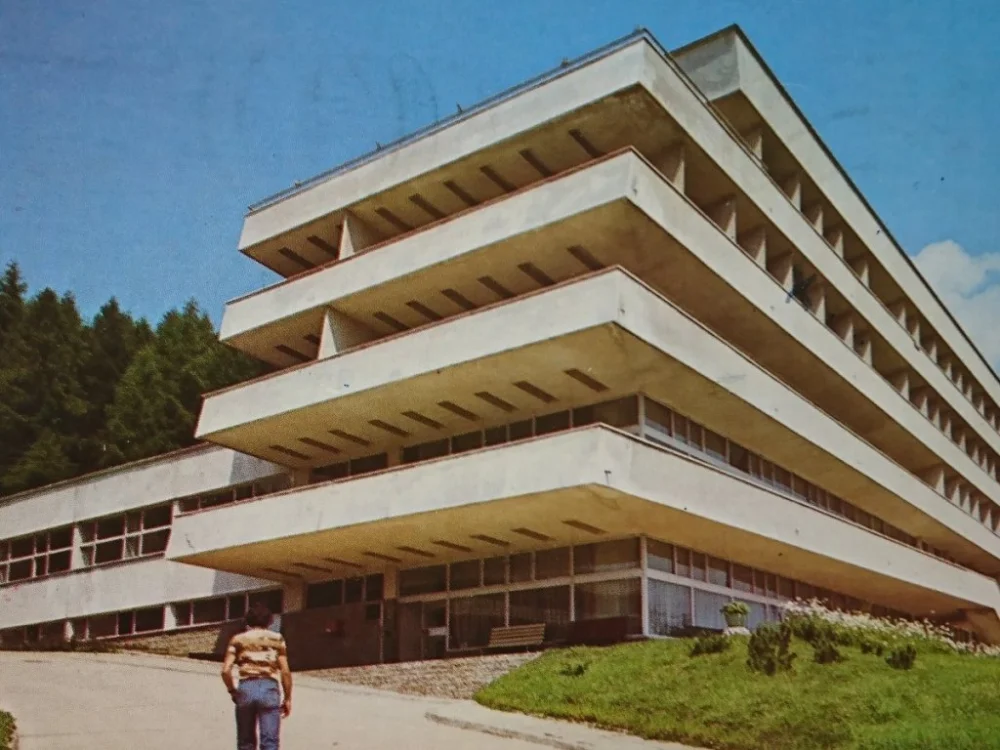 Oferta limitowana SZCZAWNICA-KROŚCIENKO. SANATORIUM... FOT. SADOWSKI