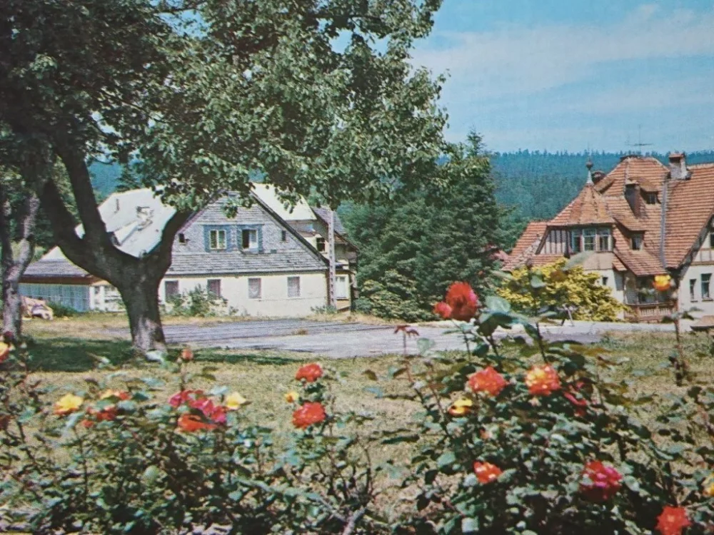 ŚWIERADÓW ZDRÓJ. DOM WYPOCZYNKOWY FOT. L. SUROWIEC Bezpieczne zakupy