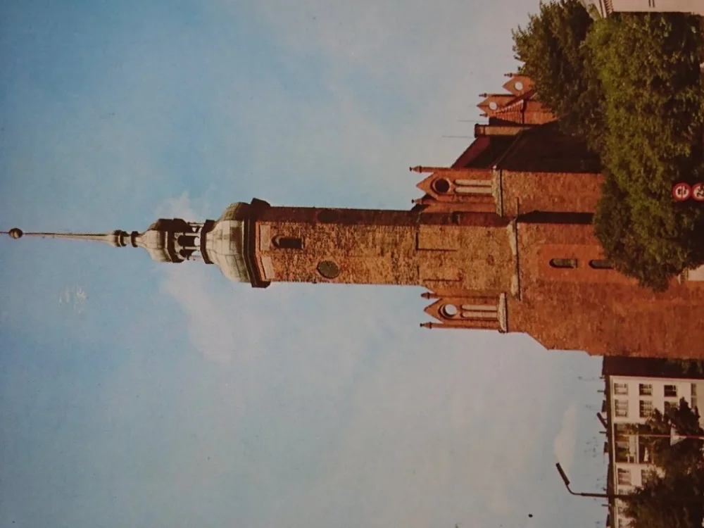 SŁUPSK. PODOMINIKAŃSKI KOŚCIÓŁ... FOT. J. TYMIŃSKI Zniżka