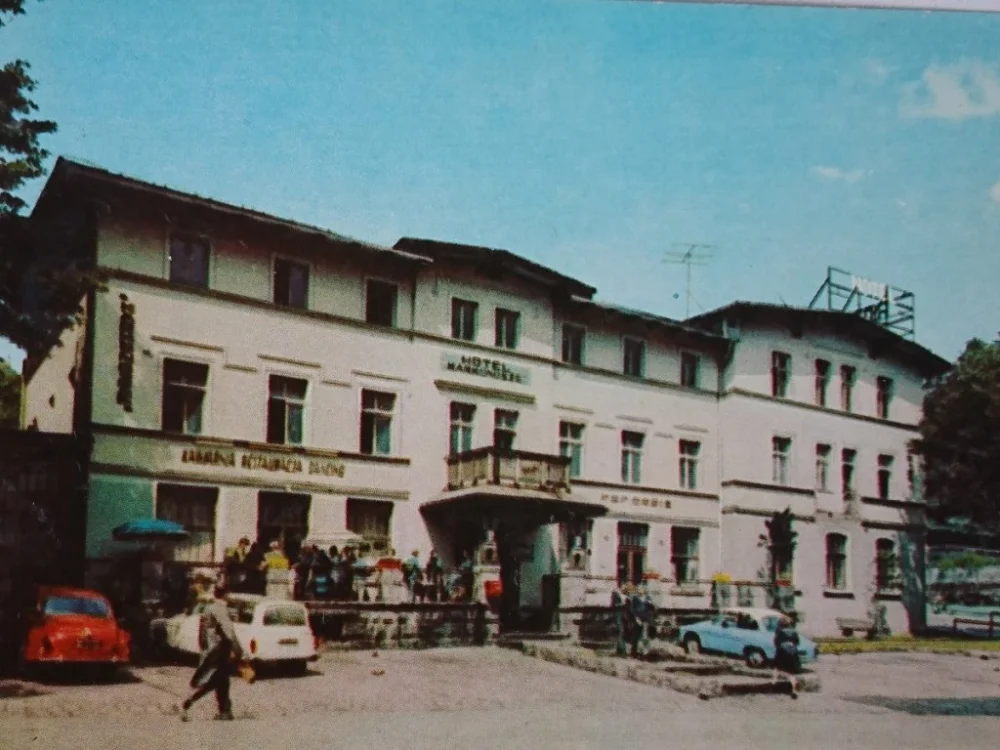 SZKLARSKA PORĘBA. HOTEL KARKONOSZE FOT. KRASSOWSKI Bezpieczne zakupy
