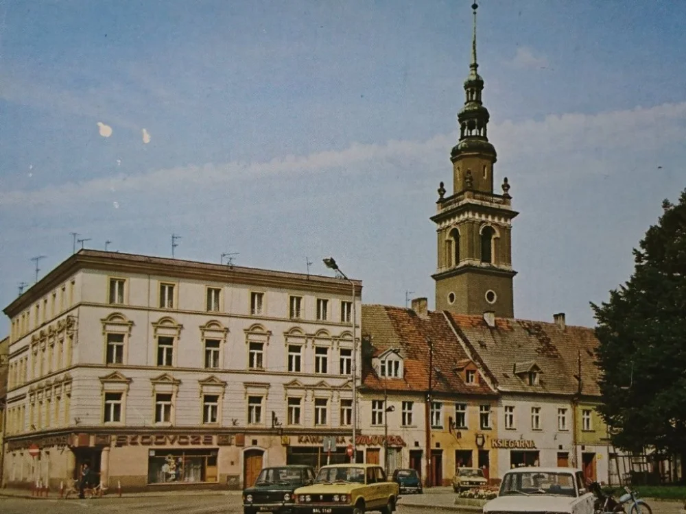 Oferta ŚWIEBODZICE. RYNEK W GŁĘBI WIEŻA... FOT. SUROWIEC