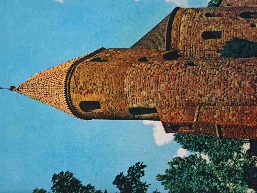 STRZELNO. ROTUNDA ROMAŃSKA... FOT. STELMACH Niska cena