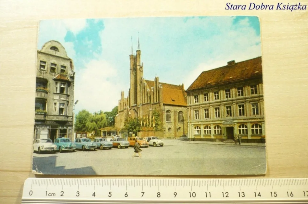 ŚWIEBODZIN. PLAC OBROŃCÓW POKOJU FOT. JABŁOŃSKI Do wyczerpania zapasów