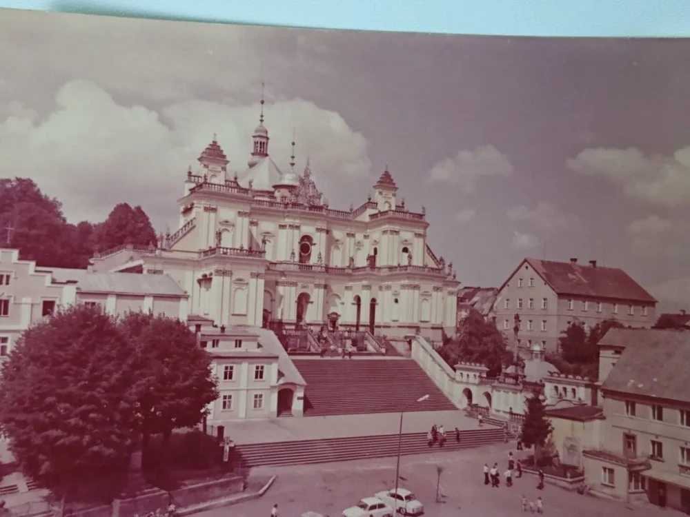 WAMBIERZYCE. BAZYLIKA Ostatnie sztuki