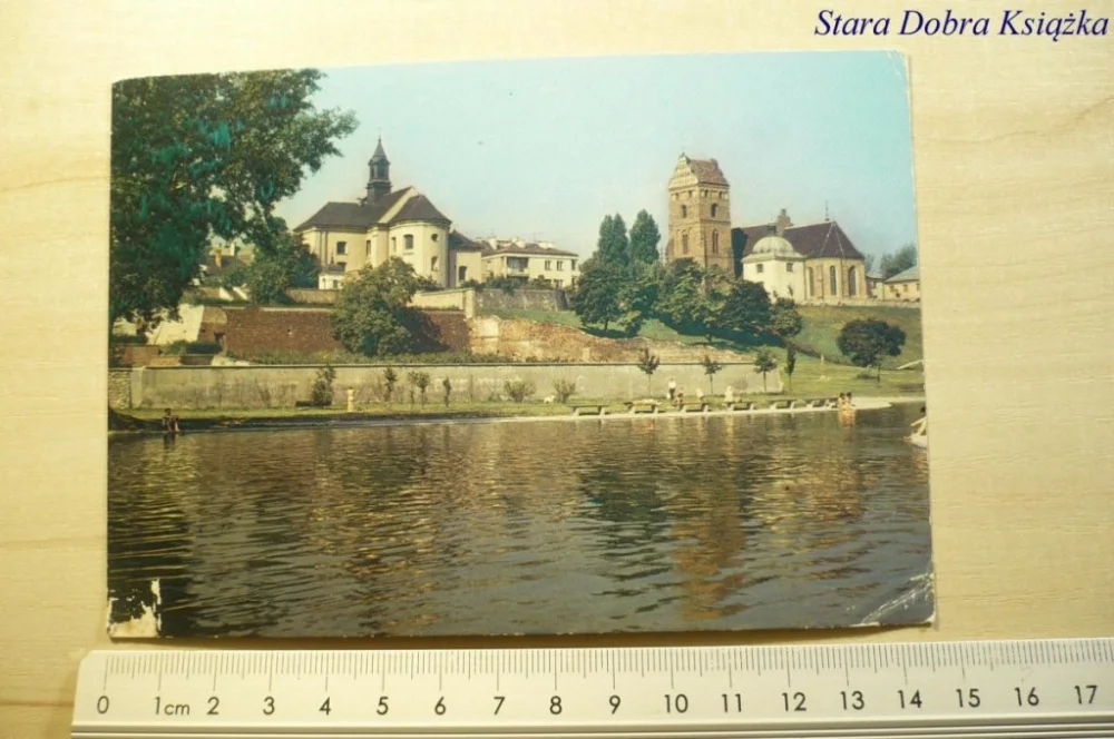 WARSZAWA. PANORAMA NOWEGO MIASTA FOT. J. KICMAN Ekspresowa dostawa
