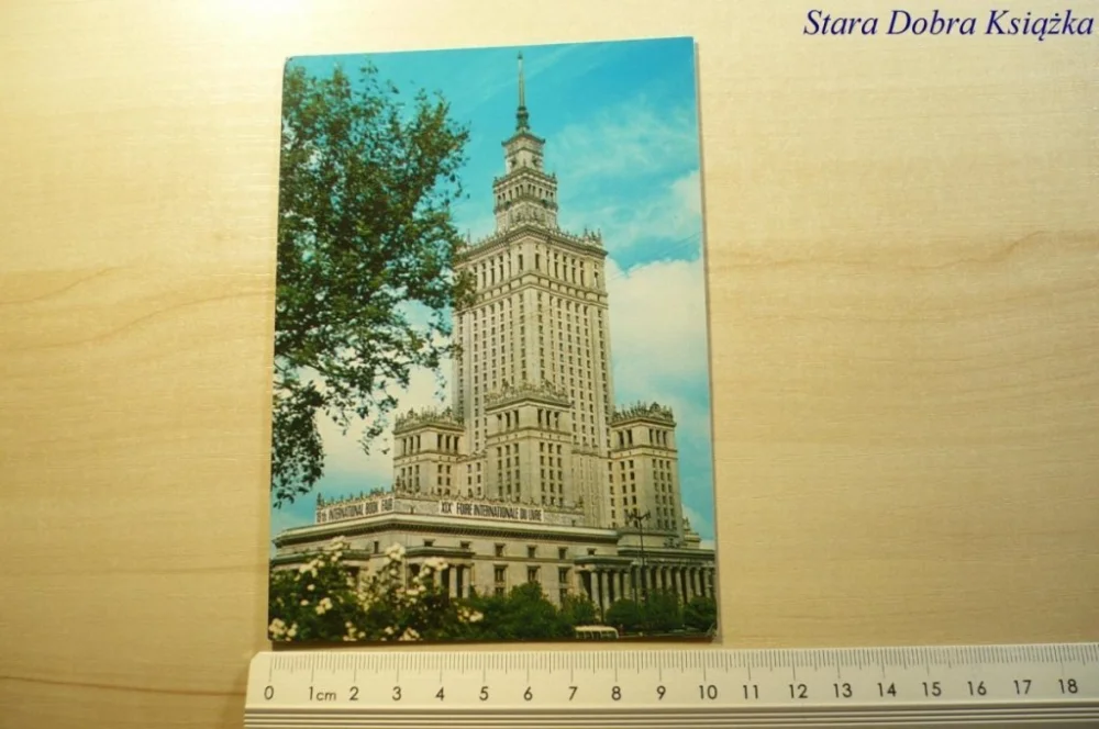 WARSZAWA. PAŁAC KULTURY I NAUKI FOT. J. MOREK Ostatnie sztuki