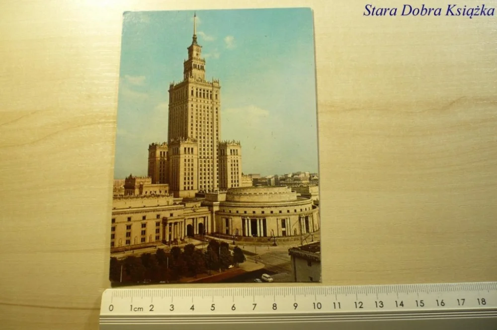 Oferta limitowana WARSZAWA. PAŁAC KULTURY I NAUKI FOT. A. STELMACH