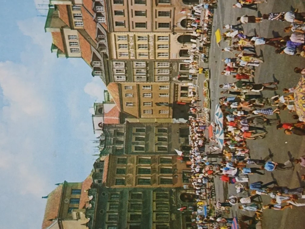 WARSZAWA. RYNEK STAREGO MIASTA... FOT. SUMIŃSKI Ograniczona ilość