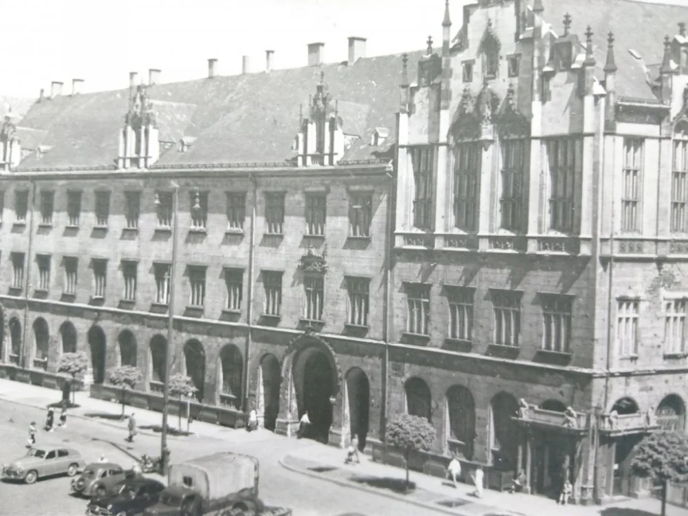 WROCŁAW. BUDYNEK NOWEGO RATUSZA FOT. OSUCHOWSKI Ograniczona ilość
