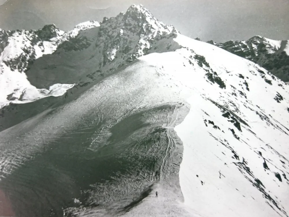 Darmowy zwrot TATRY WYSOKIE. ŚWINICA 2300 m FOT. L. ŚWIĘCKI