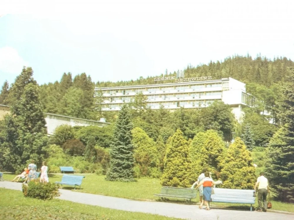 Nie przegap KRYNICA. SANATORIUM 'LEŚNIK-DRZEWIARZ' FOT. J. ŻAK