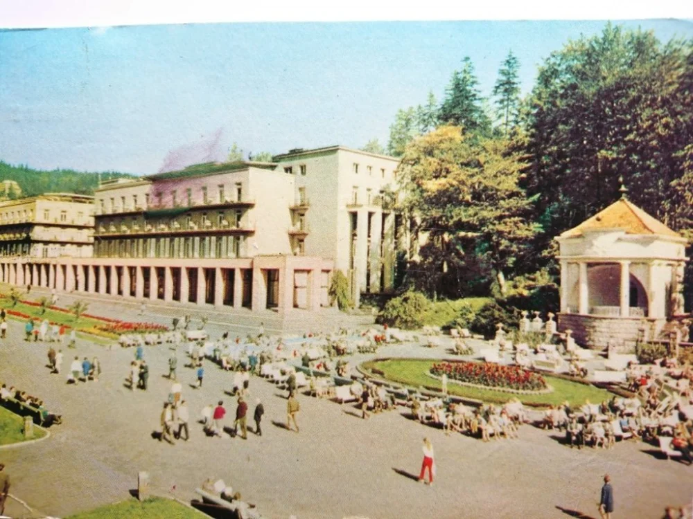 Bezpieczna płatność KRYNICA. NOWY DOM ZDROJOWY I ... FOT. RACZKOWSKI