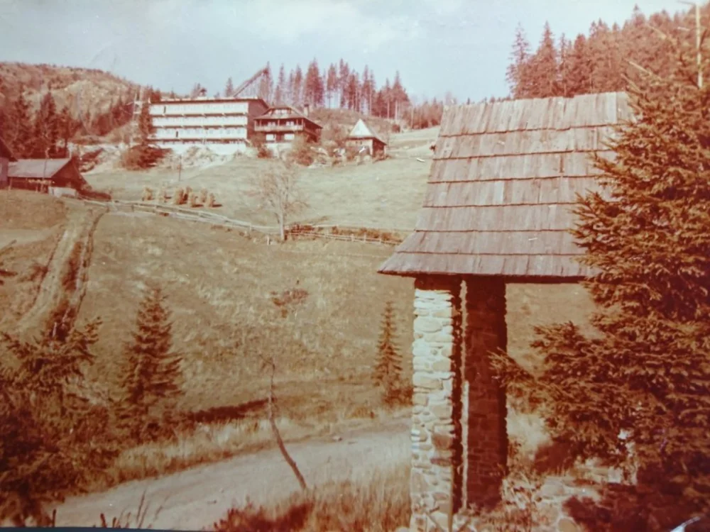 BESKID ŚLĄSKI. PRZYSŁOP POD BARANIĄ GÓRĄ FOT. MATL Zniżka