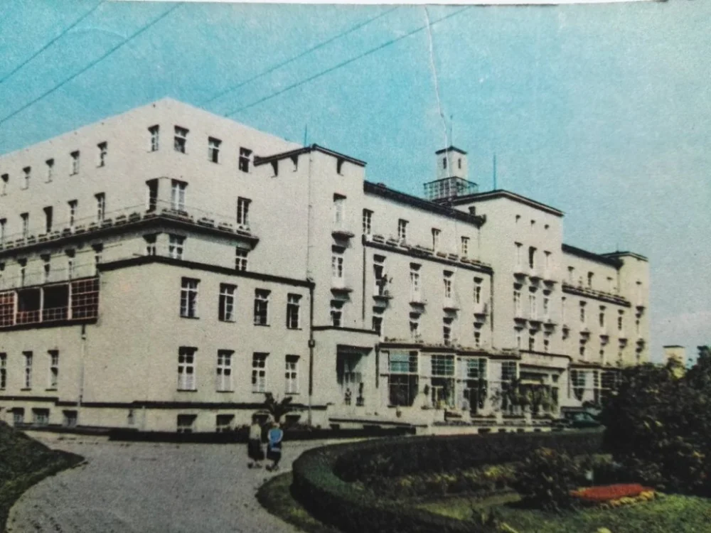 IWONICZ ZDRÓJ. SANATORIUM 'EXCELSIOR' FOT SUMIŃSKI Cena promocyjna