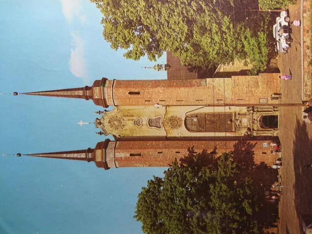 GDAŃSK-OLIWA. FASADA KATEDRY... FOT. Z. SIEMASZKO Bezpieczne zakupy