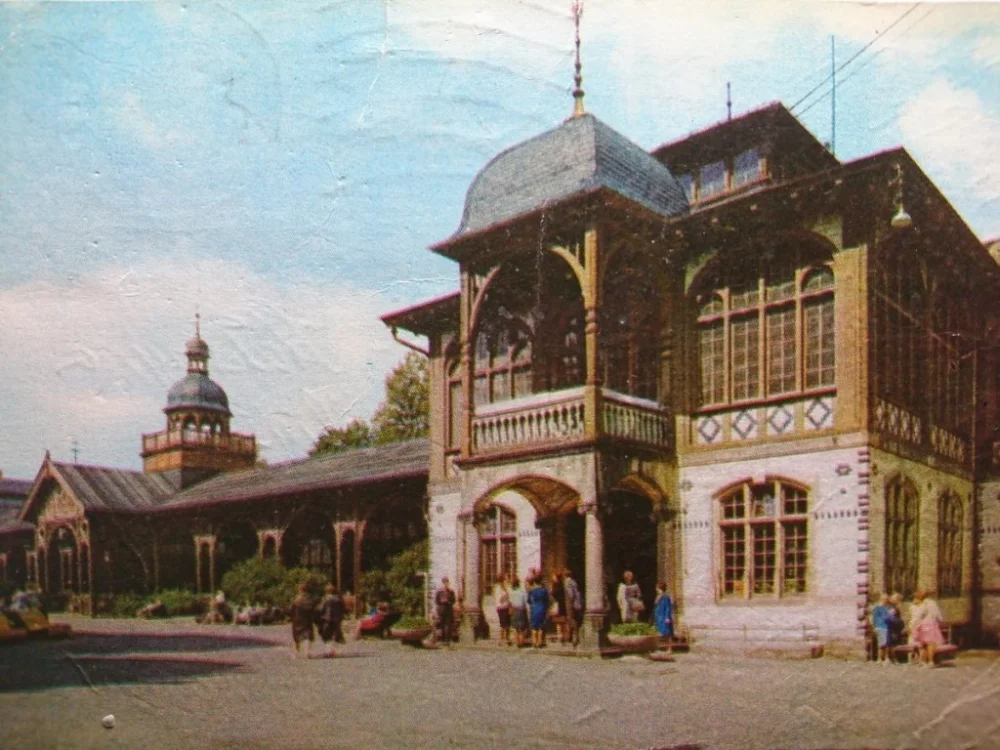 SZCZAWNO-ZDRÓJ. PIJALNIA I HALA... FOT. KRASSOWSKI Do wyczerpania zapasów