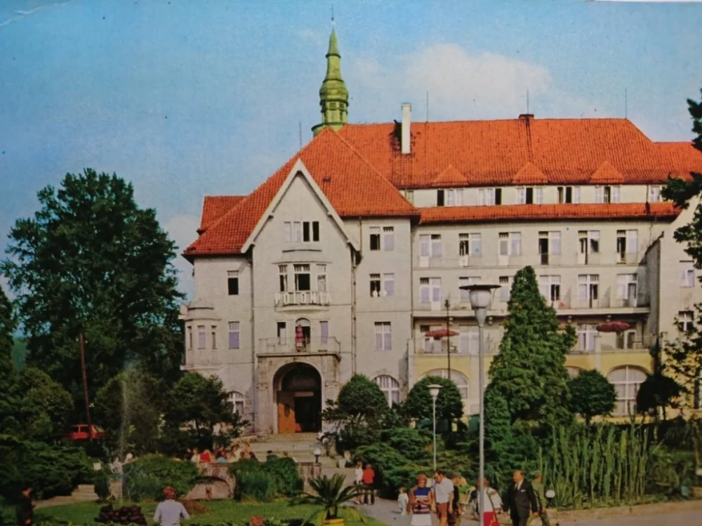 KUDOWA ZDRÓJ. SANATORIUM 'POLONIA' FOT. JABŁOŃSKI Obniżka ceny