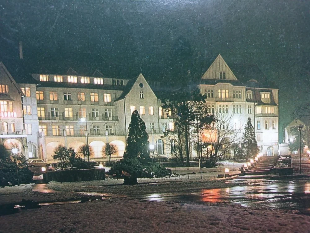 Tani KUDOWA ZDRÓJ. SANATORIUM 'POLONIA' FOT. TYMIŃSKI