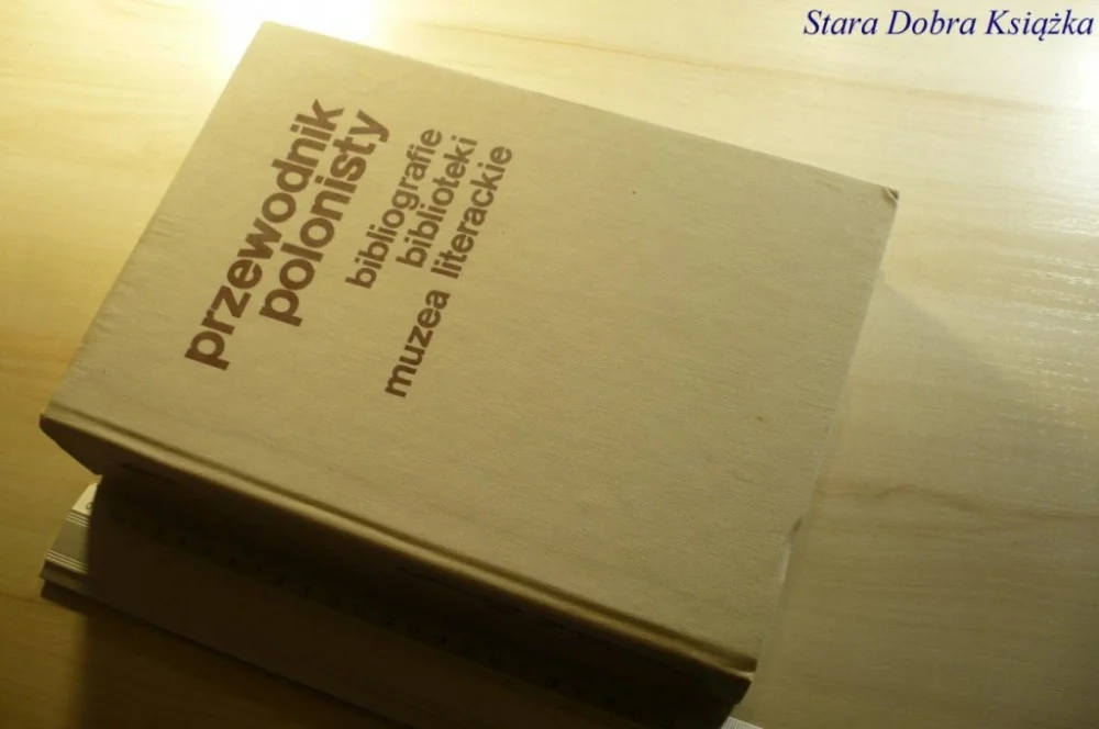 Szybka dostawa PRZEWODNIK POLONISTY. BIBLIOGRAFIE Czachowska 1989