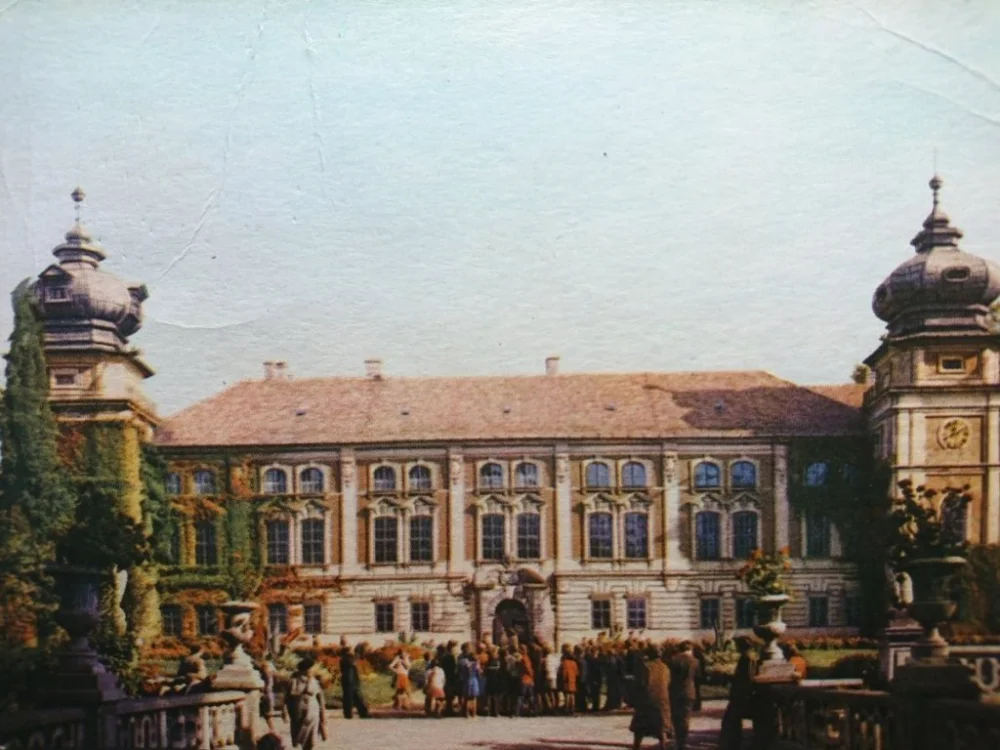 Premium ŁAŃCUT. MUZEUM - DAWNY ZAMEK FOT. KAMYKOWSKI