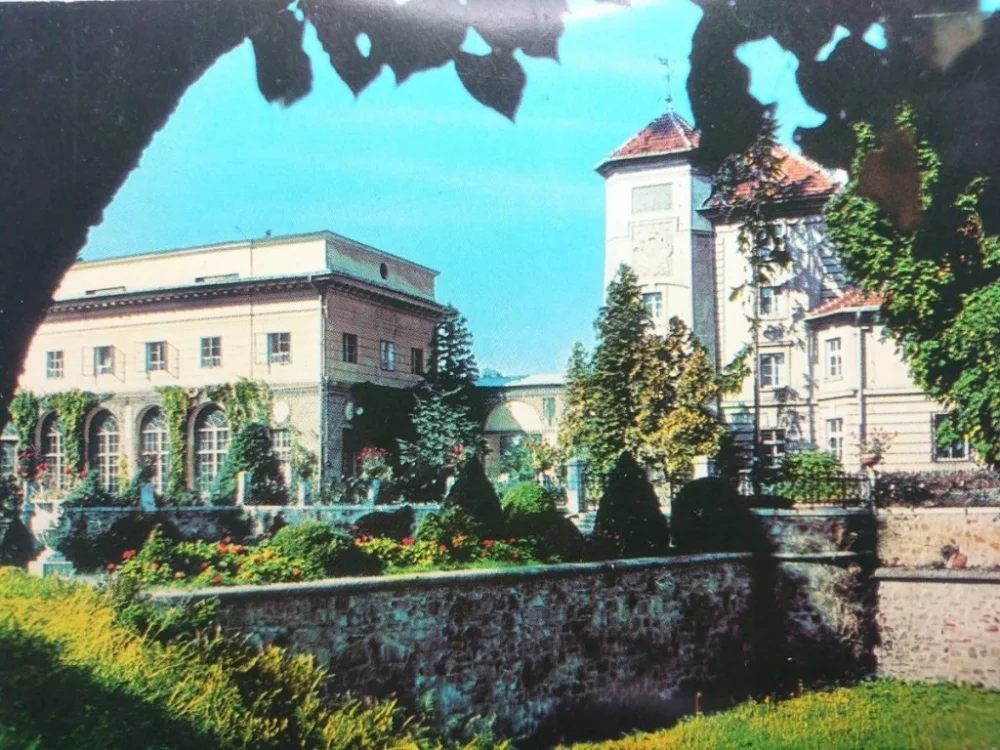 ŁAŃCUT. MUZEUM - ZAMEK Z XVII WIEKU FOT. BILIŃSKI Sprawdź teraz