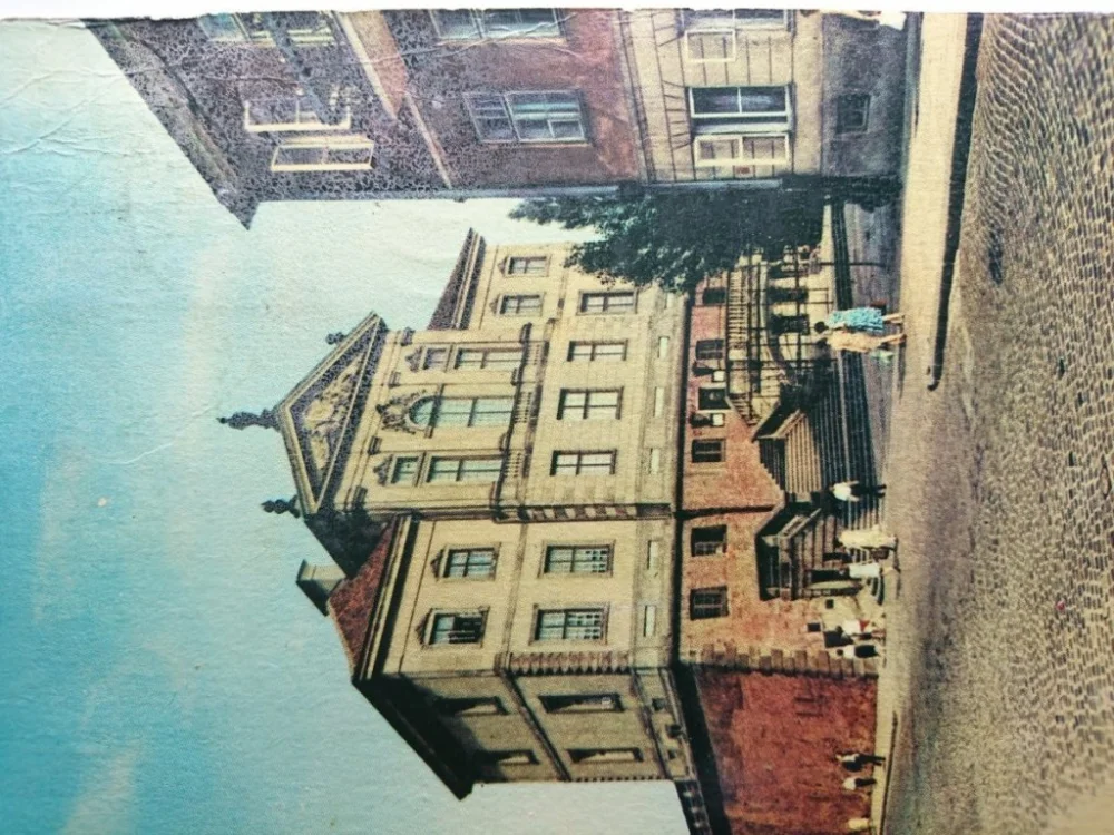 WARSZAWA. PAŁAC OSTROGSKICH FOT. P. KRASSOWSKI Okazja