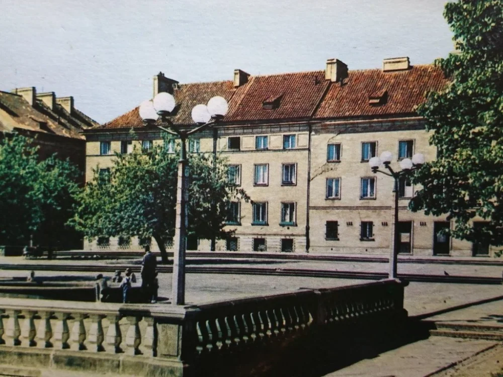 Ekspresowa dostawa WARSZAWA. MARIENSZTAT FOT. P. KRASSOWSKI