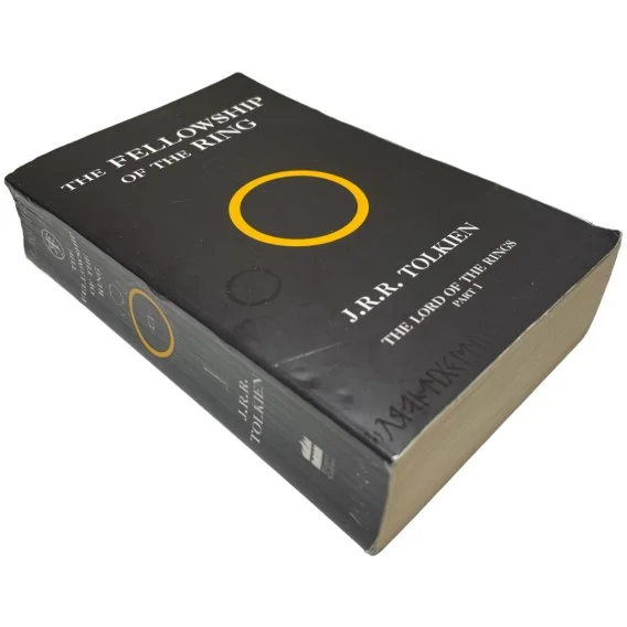 Hit sprzedaży The Fellowship of the Ring J.R.R. Tolkien